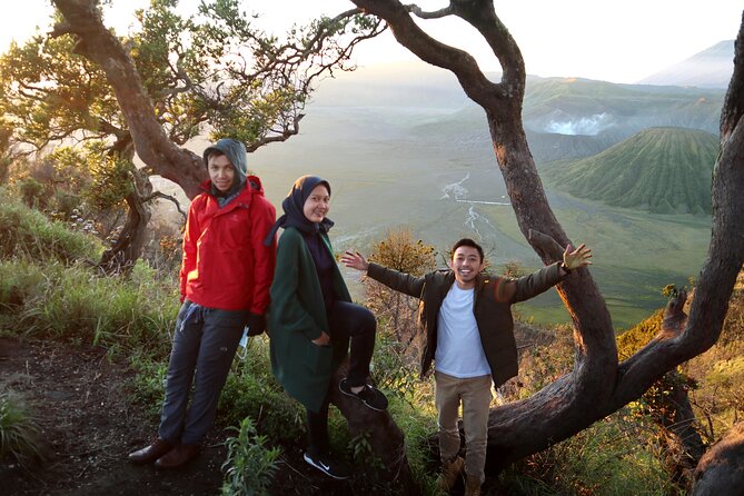 1 Day Amazing Bromo Sunrise tour from Malang Surabaya 7 spots - Leaving Malang at 12:30 am