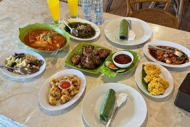 1 Day Batam City Tour with Ferry Ticket, Lunch and Massage - Maha Vihara Duta Maitreya and Indonesian coffee