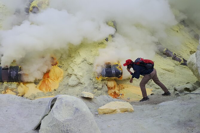 2 Days - Bromo Ijen Bali Ultimate Tour // D1 01.00 - D2 14.00 - Sunrise and Mount Raung from Ijen