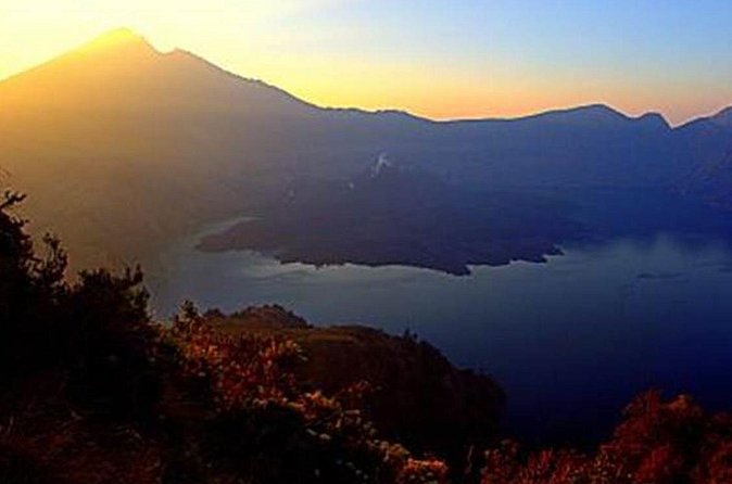 2D-1N Hiking Rinjani To Rim Senaru - Dewa Trekking - What to pack for this specific route