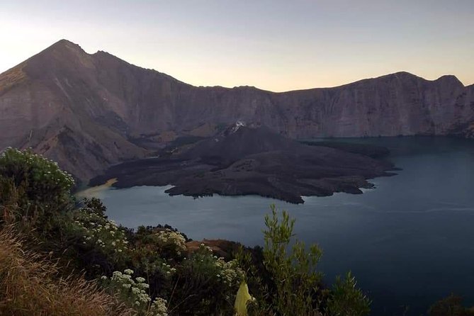 2D1N Senaru Crater Rim Trekking - Day two: sunrise, breakfast, and the long descent
