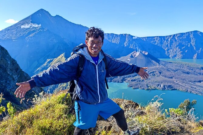 3D-2N Explore Mount Rinjani - Summit -Lake and Hotspring - Guide Quality and Group Organization