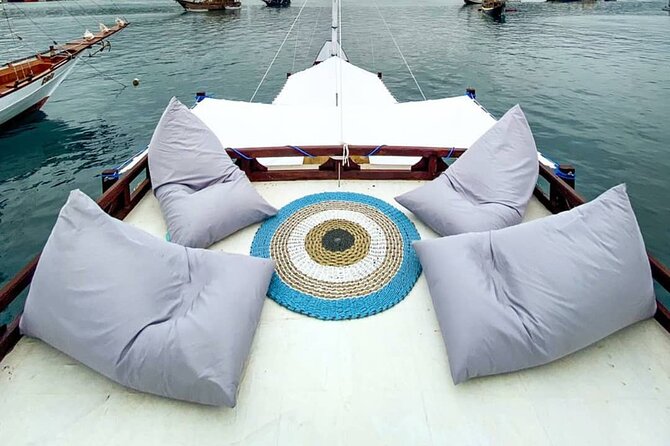 3D/2N Komodo Tour by Private Boat for 10 pax - What the $3,800 private boat price really buys