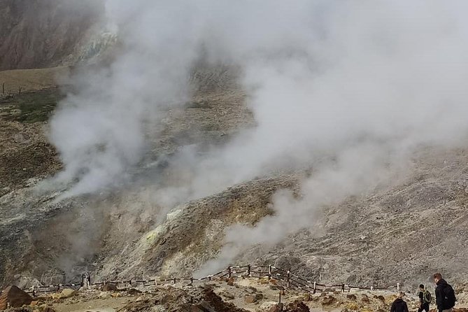 3D2N trip kawah putih-papandayan vulcan-nagavillage-green canyon - A three-day route from Bandung to the south coast
