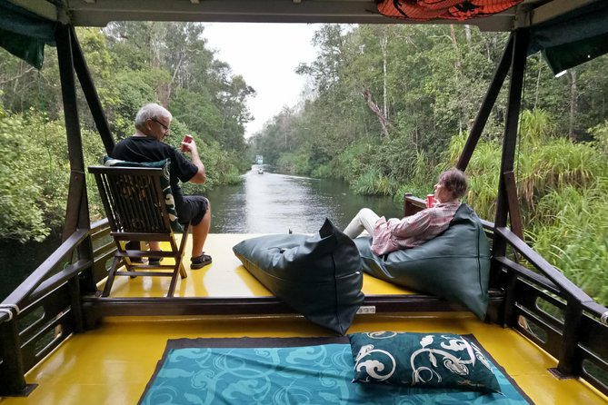3ns Private Orangutan and Bornean Primates Kelotok Tour - Camp Leakey and the orangutan encounter