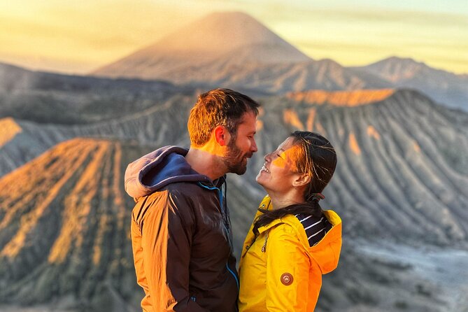 4D3N Bromo Ijen Tumpak Sewu Waterfall Tour from Surabaya/Malang - Day 1: Jodipan Colorful Village and the road to Tumpak Sewu