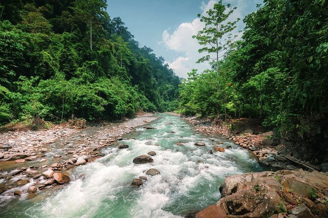 8 days group tour in Sumatra - What this North Sumatra trip is really like