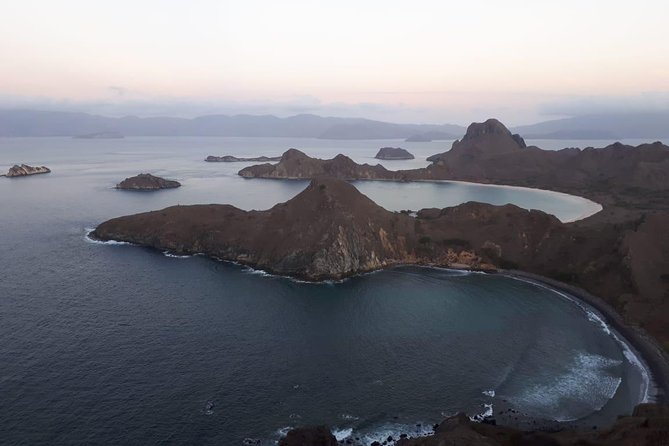 A Day to Komodo Island - Kanawa Island brings one more swim