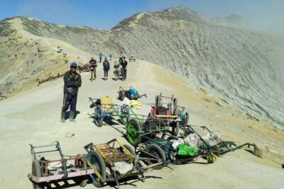 Active Volcanoes Bromo and Ijen – Start Surabaya 3 Days and 2 Nights