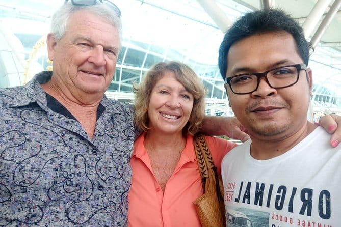 Airport Transfer Check in OR Check out Seminyak Area - The ride from Bali Airport to Seminyak