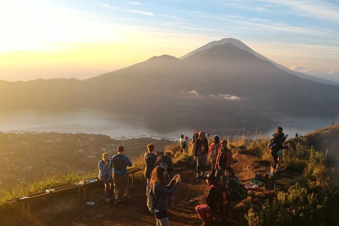 All Include: Mount Batur Sunrise Trekking Natural Hot Springs - Descending to Toya Bungkah by 9:00 a.m.
