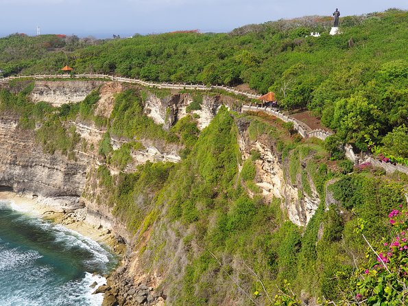 All inclusive Private 3 day tours package : Bali highlights - Day three, calm beaches and Uluwatu cliffs
