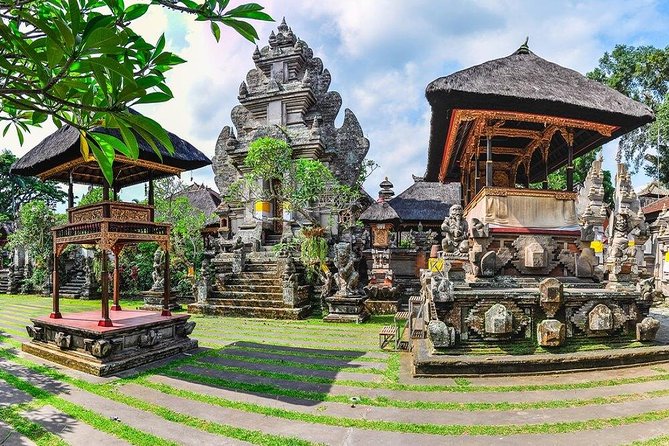 All-Inclusive Ubud Private Tour - Tirta Empul and the holy spring ritual