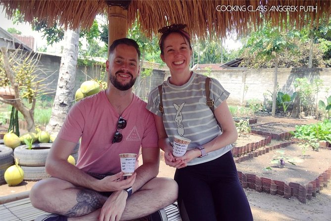Anggrek Putih Lombok Cooking Class - Walking through the Little Eden garden
