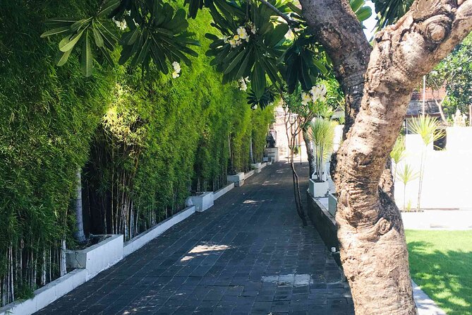 Backlanes and Hidden Sites: A Self-Guided Audio Tour in Seminyak - Finishing at Petitenget Beach