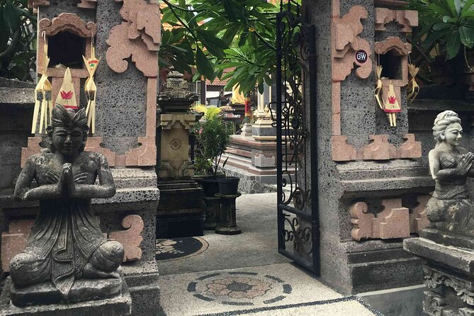 Backlanes and Hidden Sites: A Self-Guided Audio Tour in Seminyak - How VoiceMap works in real use