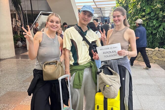Bali Airport Pick up and Hotel Transfer in Private Car - Key points at a glance