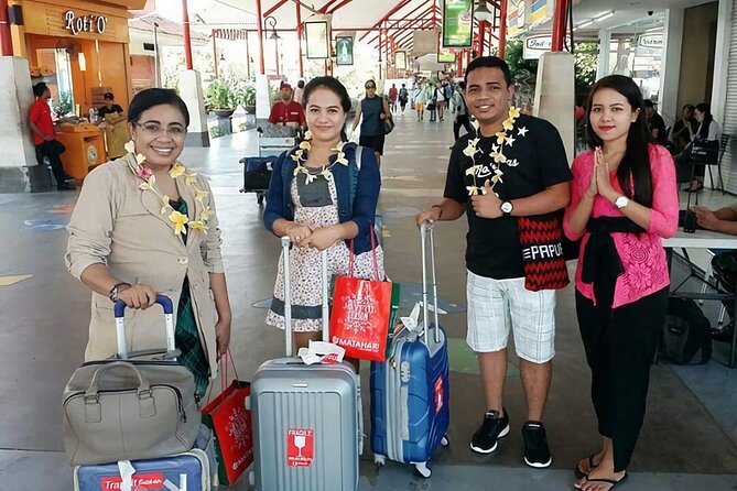 Bali Airport to/from Sanur, Nusa Dua, Jimbaran and Uluwatu - What the airport pickup should look like