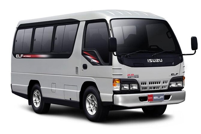 Bali Airport Transfer : Arrival / Departure - A private car is useful after a long flight