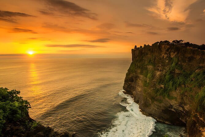 Bali: Bedugul Temple, Banyumala Waterfall, UNESCO Rice Terrace - Walking to Banyumala Twin Waterfalls