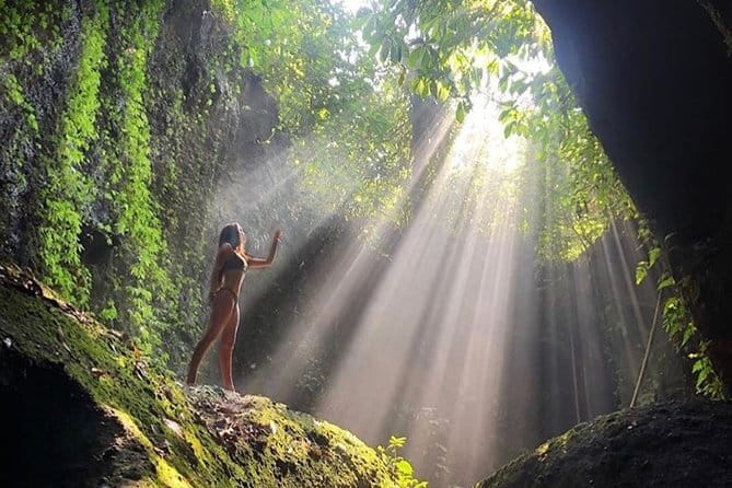 Bali: Best Eastern Waterfalls with Private Bali Tours - Tukad Cepung: a dramatic first stop