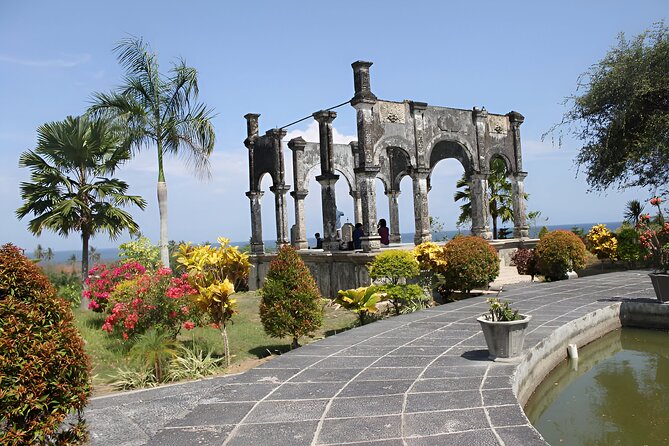 Bali Car-Charter: The Gates of Heaven Bali Tour - Virgin Beach, a quieter coastal pause