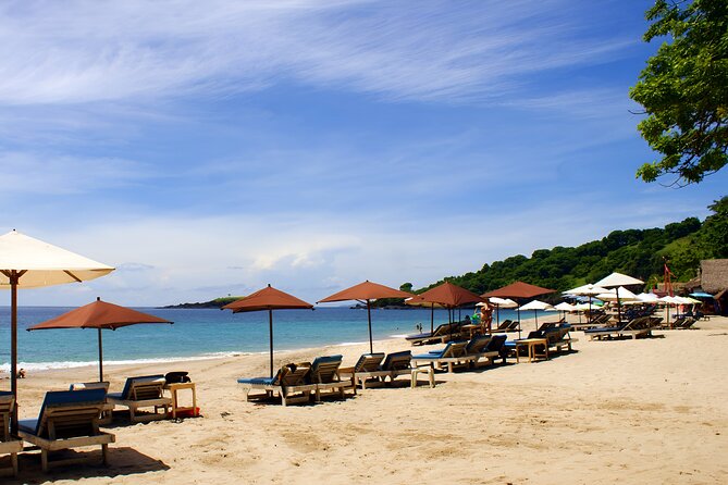 Bali Car-Charter: The Gates of Heaven Bali Tour - The private car is the real value