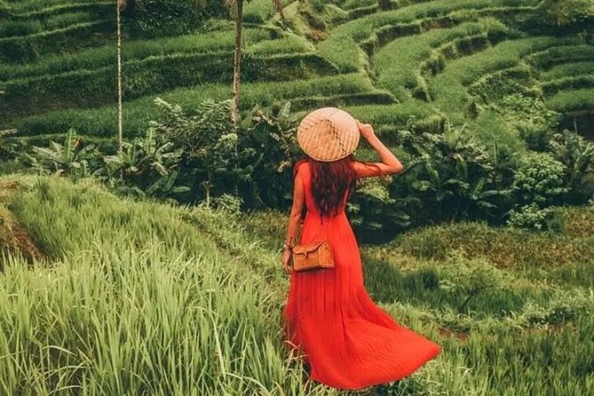 Bali Day Trip to Ubud Highlight Tour and Tanah Lot Temple - Puseh Batuan Temple: a quieter cultural stop