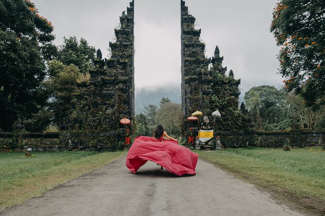 Bali Flying Dress VIP Ubud Photoshoot (Private with Professional Photographer) - Choosing and receiving your edited images