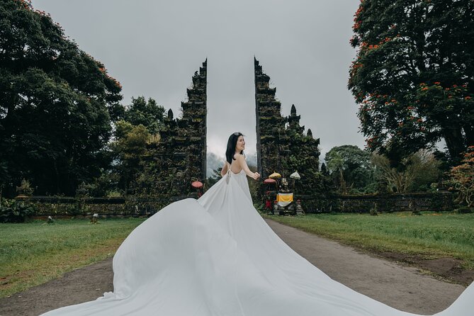 Bali Flying Dress VIP Ubud Photoshoot (Private with Professional Photographer) - Handara Iconic Gate and the first set of photographs