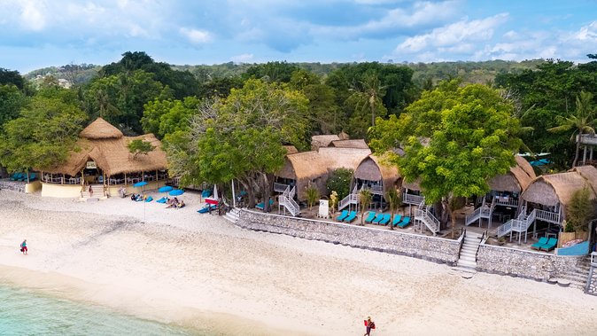 Bali Hai Beach Club Cruise - The pontoon brings the first burst of action