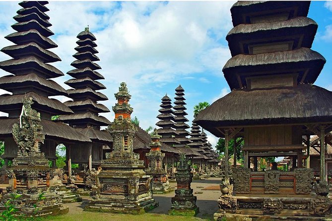 Bali Half Day Tour - Taman Ayun temple, Alas Kedaton,Tanah lot sunset Dinner - Alas Kedaton and the free-roaming monkeys