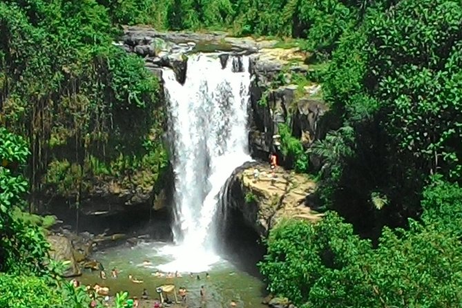 Bali Hindu temple, Rice terrace, Waterfall -All Inclusive - Entering Pura Puseh Desa Batuan
