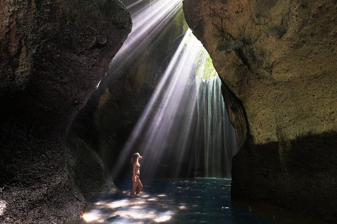 Bali Instagram: Gate of Heaven Temple Tour - Tukad Cepung Waterfall under the cave