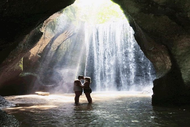 Bali Instagram Tour and Sunrise at gate of heaven - Why this Bali tour begins at 3:00 AM