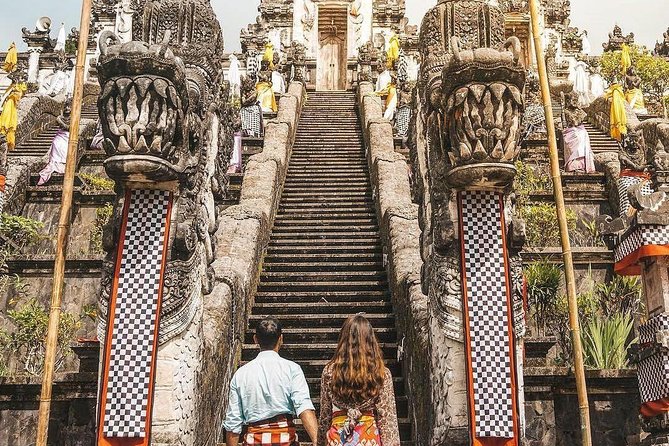 Bali Instagram Tour from Your Hotel (Private & Full-day) - Waterfalls: beautiful, wet, and sometimes a workout