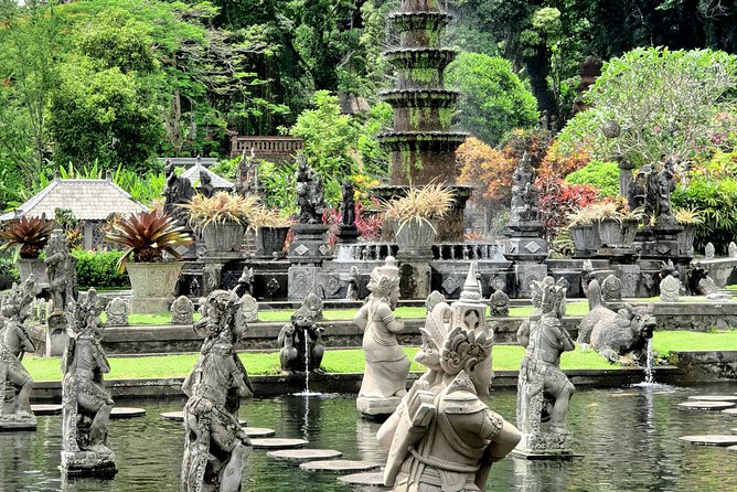 Bali Instagram Tour : Heaven Gate Tour - Tirta Gangga - Tukad Cepung Waterfalls - Who will enjoy this tour most