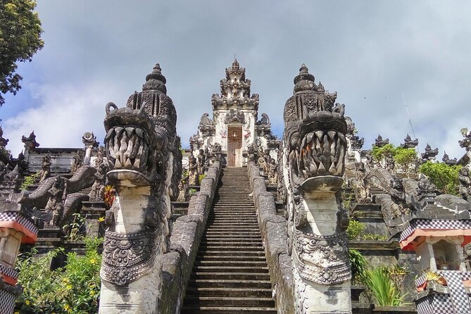 Bali Instagram Tour: The Most Scenic Spots - Tegalalang Rice Terrace and the swing add-ons