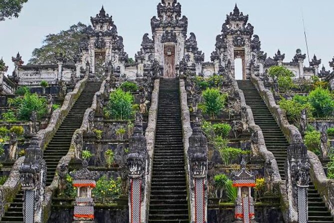 Bali : Instagrams Tour Lempuyang Temple, Tirta Gangga- Tukad Cepung , Tibumana Waterfall - What the $60 really buys you