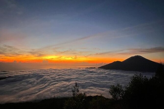 Bali Mount Batur Sunrise Hike and Natural Hot Spring - Starting the Mount Batur climb at 4:00 AM