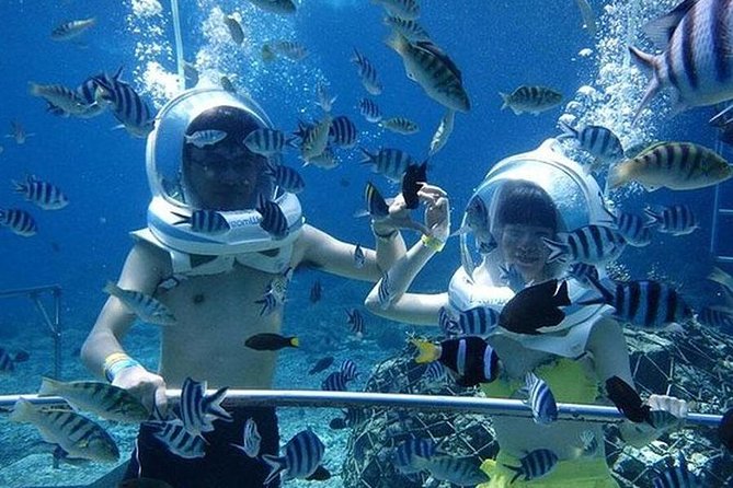 Bali Ocean Walker - Changing into swimwear and getting ready