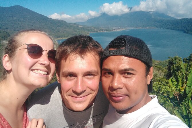 Bali Private Tour Service | Best Bali Driver for your Trip in Bali - Waterfalls, rice terraces, and Ubud stops
