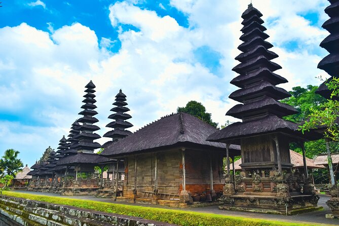 Bali Pura Taman Ayun Temple, Monkey Forest & Tanah Lot Excursion - Sangeh Monkey Forest, close encounters with a catch