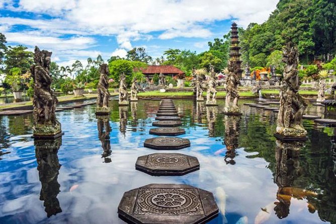 Bali Royal palaces (observe tour) - Tirta Gangga: fountains, fish, and royal gardens