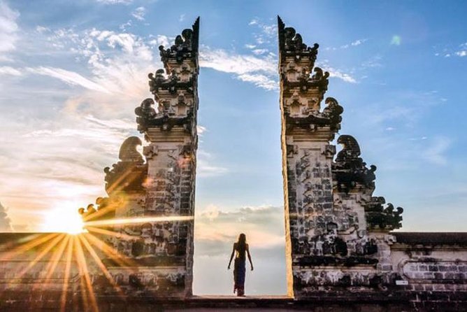 Bali Royal palaces (observe tour) - Lempuyang Temple and the 1,700-step test