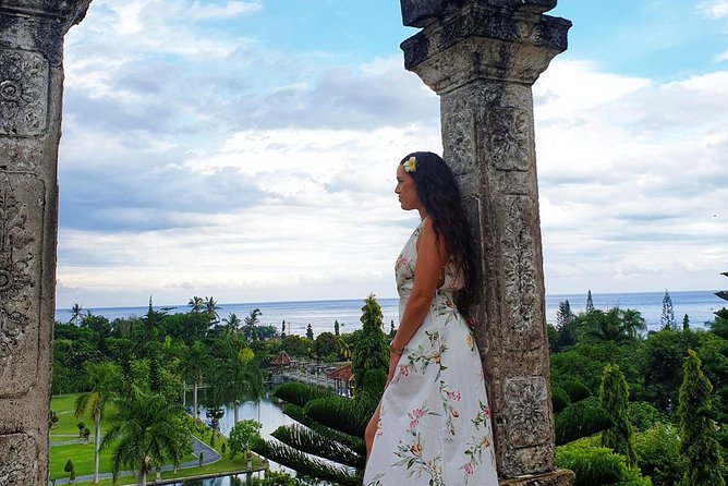 Bali Sky Gate and Water Palace - Lempuyang Temple and the famous split gate