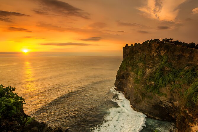 Bali Spa Packages and Uluwatu Sunset Trip with Dinner - How the private day works from Seminyak