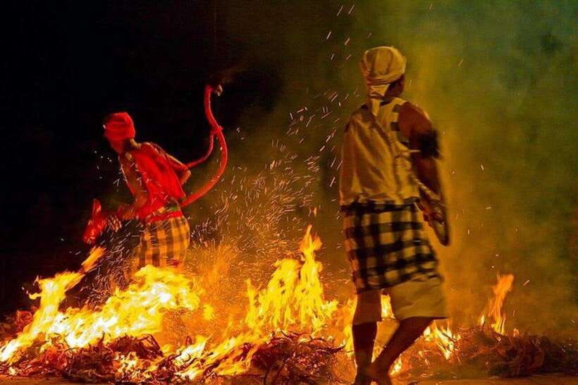 Bali: Tanah Lot Temple Sunset Kecak & Fire Dance Show Ticket - Why Tanah Lot makes the Kecak special