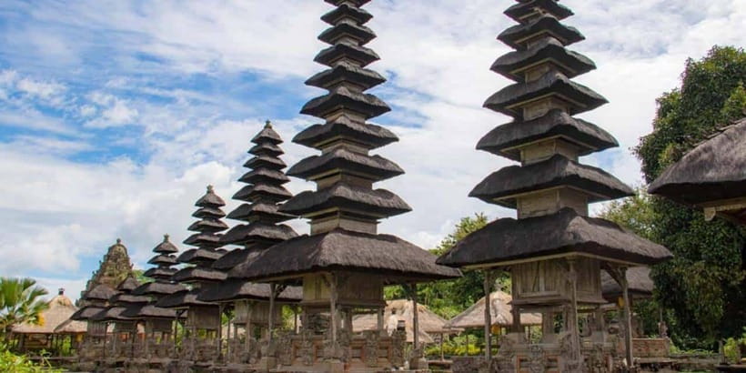 Bali: Tanah Lot Temple Sunset Kecak & Fire Dance Show Ticket - Practical comfort tips for Tanah Lot