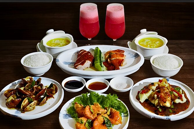 Bali Wanaku Heritage IndoAsian Cuisine - Live performances and the evening atmosphere